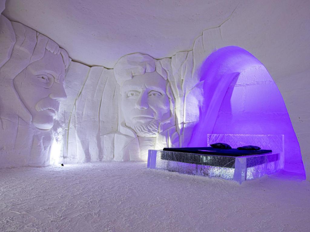 Penginapan di Lapland Hotels Snow Village